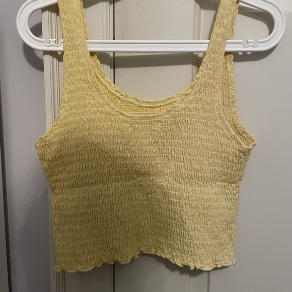 Hollister tank size large - Picture 2 of 3